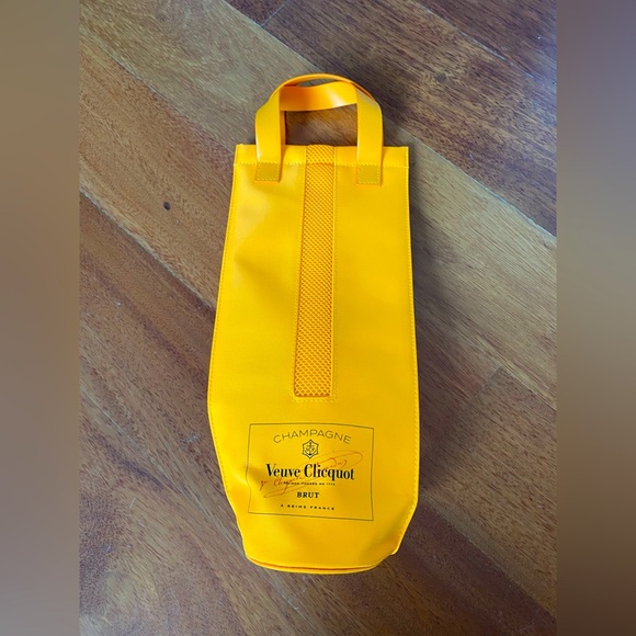 Veuve Clicquot Dining Veuve Clicquot Champagne Bottle Ice